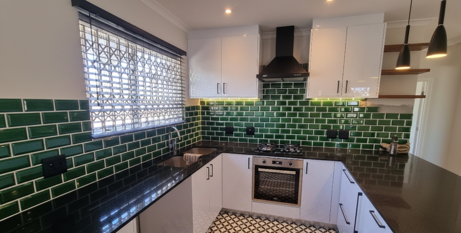 To Let 3 Bedroom Property for Rent in Sunningdale Western Cape